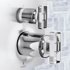 Click here to see Brizo HK75P06-PC Brizo Kintsu Pressure Balance Valve with Integrated Diverter Trim Knob Handle Kit, Polished Chrome - HK75P06-PC