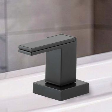 Click here to see BRIZO HL680-BL Brizo Siderna Lever Handle For Roman Tub Faucets, Metal, ADA, Matte Black - HL680-BL