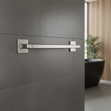 Click here to see Delta 41918-SS Delta 18