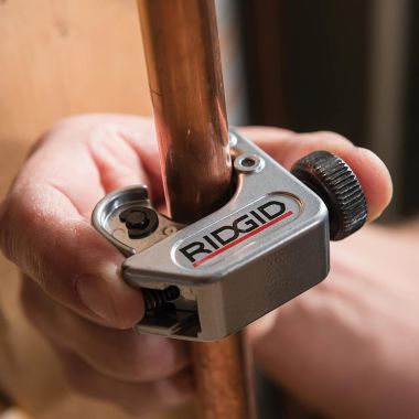 Click here to see Ridgid 32985 RIDGID Model 104 Close Quarters Tubing Cutter, 3/16