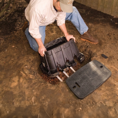 Click here to see Rainbird A61441 Rain Bird Black Sprinkler Valve Box with Black Lid, Jumbo - VBJMBBK (A61441)