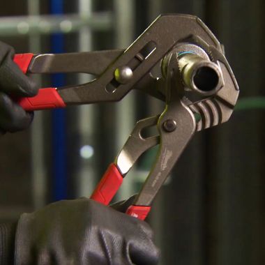 Click here to see Milwaukee 48-22-6330 Milwaukee 6