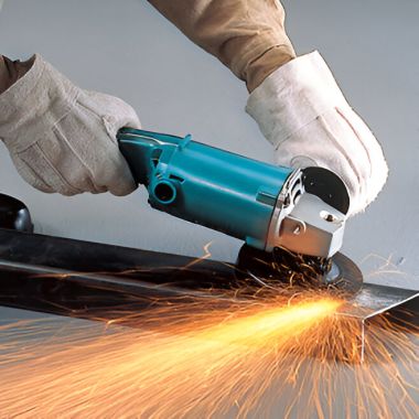 Click here to see Makita 9005B Makita 5