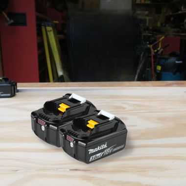 Click here to see Makita BL1830-2 Makita 2-Pack 18V LXT 3.0Ah Lithium-Ion Battery with LED Charge Level Indicator - BL1830B-2