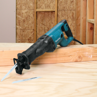 Click here to see Makita JR3050T Makita 11A Reciprocating Saw - JR3050T