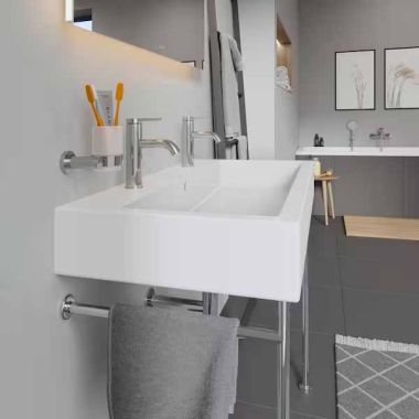 Click here to see  0454120024 Duravit Vero 47-1/4