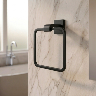 Click here to see Delta 77546-BL Delta Ara 7