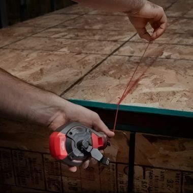Click here to see Milwaukee 48-22-3982VP Milwaukee 100' Bold Line Chalk in Reel with Blue Chalk - 48-22-3982 