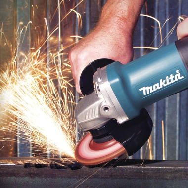 Click here to see Makita 9557PBX1 Makita 4-1/2