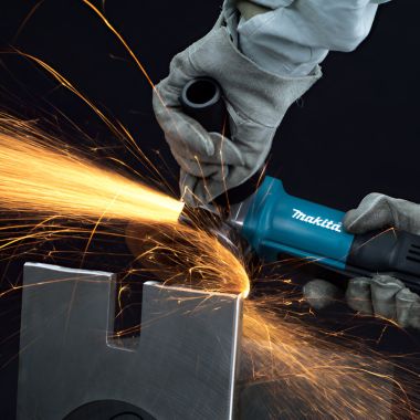 Click here to see Makita 9558PB Makita 5