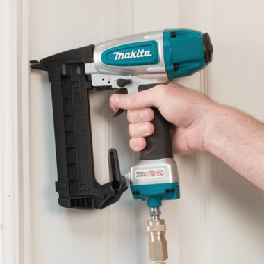 Click here to see Makita AT638 Makita 1/4