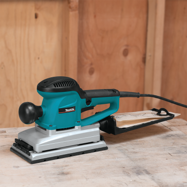 Click here to see Makita BO4900V Makita 1/2 Sheet Finishing Sander with Low Vibration and Contoured Grips, Variable Speed - BO4900V
