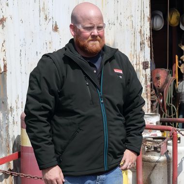 Click here to see Makita DCJ200ZXL Makita XL 18V LXT Lithium-Ion Cordless Black Heated Jacket - DCJ200ZXL