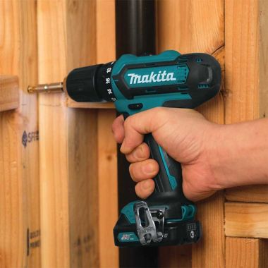 Click here to see Makita FD05R1 Makita 2.0Ah 12V max CXT Lithium-Ion Cordless 3/8