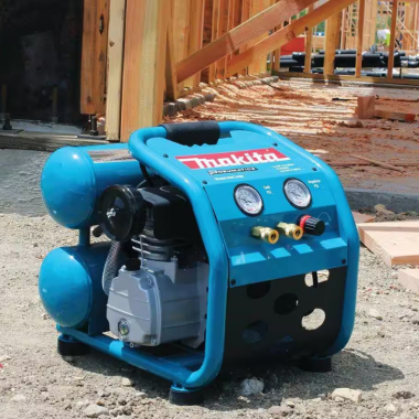 Click here to see Makita MAC2400 Makita 2.5 HP Big Bore Air Compressor with Cast Iron Construction and Oil-Lubricated Pump - MAC2400