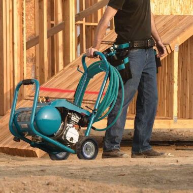 Click here to see Makita MAC5200 Makita 3.0 HP Big Bore Air Compressor with Cast Iron Construction and Oil-Lubricated Pump - MAC5200