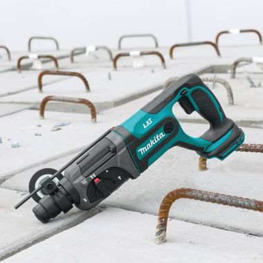 Click here to see Makita XRH04Z Makita 18V LXT Lithium-Ion Cordless 7/8