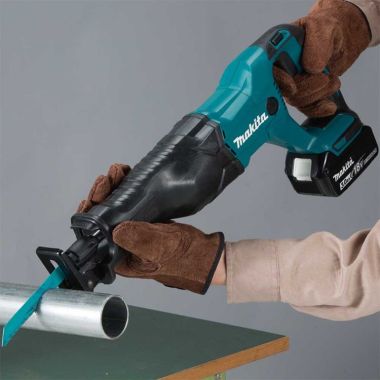 Click here to see Makita XRJ04Z Makita 18V LXT Lithium-Ion Cordless Reciprocating Saw with Electric Brake and Variable Speed Trigger, 0-2,800 SPM, Tool Only - XRJ04Z