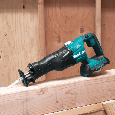 Click here to see Makita XRJ06Z Makita 36V (18V X2) LXT Lithium-Ion 2-Speed Brushless Cordless Reciprocating Saw with LED Light, Tool Only - XRJ06Z