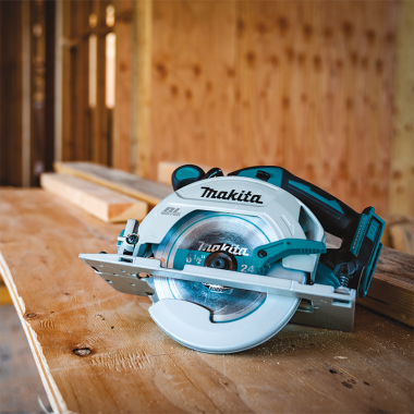 Click here to see Makita XSH03Z Makita 18V LXT Lithium-Ion Brushless Cordless 6-1/2