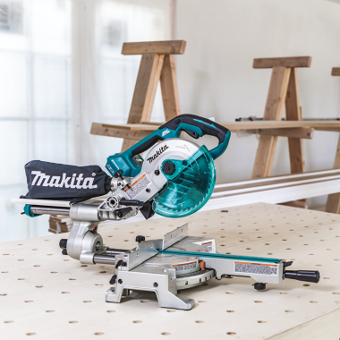 Click here to see Makita XSL02Z Makita 36V (18V X2) LXT Lithium-Ion 7-1/2