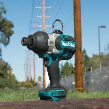 Click here to see Makita XWT09Z Makita 18V LXT Lithium-Ion Brushless Cordless High Torque Wrench with 7/16
