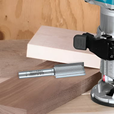 Click here to see Makita 733004-2A Makita 1/2