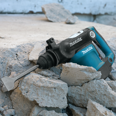 Click here to see Makita D-51166 Makita 2