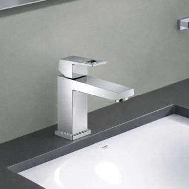 Click here to see  23670000 GROHE Eurocube One-Handle M-Size Bathroom Faucet with Drain Assembly, Solid Brass Body, Lever Handle, StarLight Chrome - 23670000