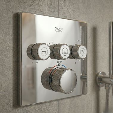 Click here to see  29142000 GROHE Grohtherm SmartControl Square 3-Function Diverter Valve Trim, StarLight Chrome - 29142000