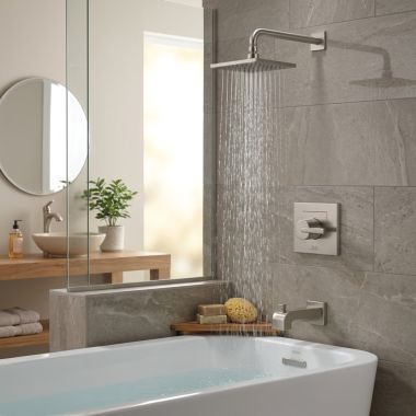 Click here to see Delta T14453-SS Delta Vero Monitor 14 Series Tub/Shower Faucet with Single-Setting Rain Showerhead, Single-Handle, 2.5 GPM, Lever Handle, Stainless - T14453-SS