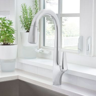 Click here to see American Standard 4901.300.002 American Standard Avery Single-Handle Pull-Down Kitchen Faucet, Two-Function, Re-Trax, 1.5 GPM, Lead Free, Polished Chrome - 4901.300.002