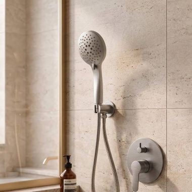 Click here to see  189315BN Moen 4