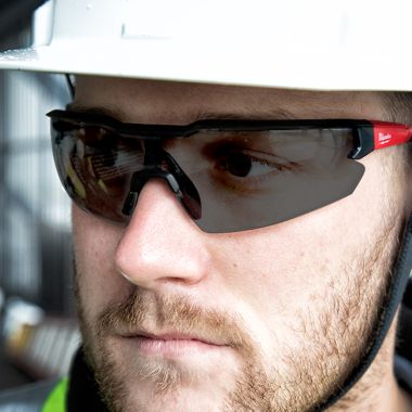 Click here to see Milwaukee 48-73-0044 Milwaukee Tinted Safety Glasses with Anti-Fog and Anti-Scratch Lenses - 48-73-2005