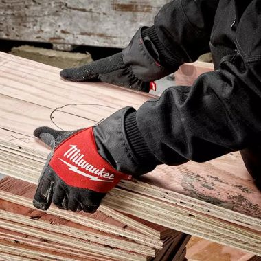 Click here to see Milwaukee 48-73-0033 Milwaukee XL Winter Performance Gloves with 60g of Insulation and SMARTSWIPE Knuckle - 48-73-0033 