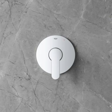 Click here to see Grohe 14464000 GROHE Eurostyle Cosmopolitan Pressure Balance Valve with Cartridge, Chrome - 14464000