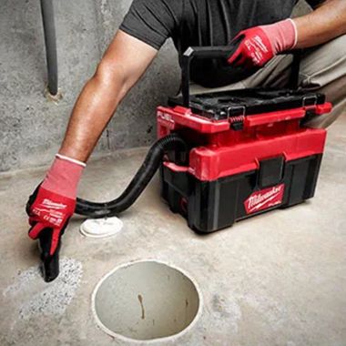 Click here to see Milwaukee 0970-20 Milwaukee M18 FUEL PACKOUT 2.5 Gallon Cordless Wet/Dry Vacuum, Cordless - 0970-20