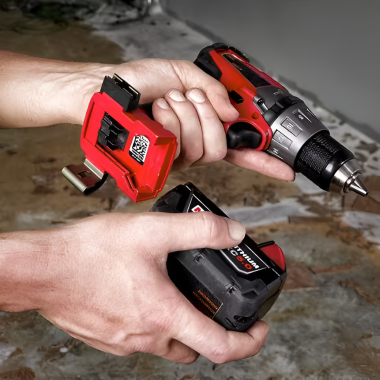 Click here to see Milwaukee 48-21-0001 Milwaukee Small ONE-KEY Asset ID Tag for Plastic Surface with 2D Data Matrix Code - 48-21-0001