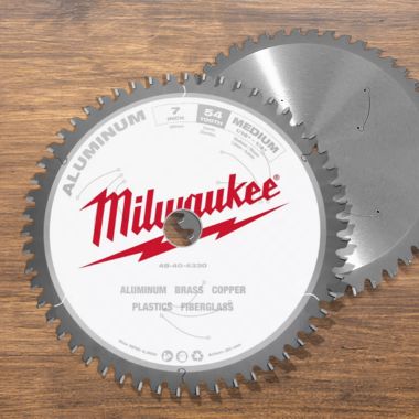 Click here to see Milwaukee 48-40-4330 Milwaukee 7