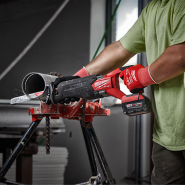 Click here to see Milwaukee 2821-21 Milwaukee M18 FUEL Brushless Cordless SAWZALL Reciprocating Saw Kit with XC5.0 5.0 Ah Battery, Charger, and Case - 2821-21 