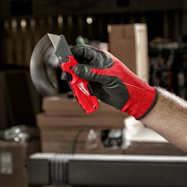 Click here to see Milwaukee 48-22-1505 Milwaukee FASTBACK 6-in-1 Folding Utility Knives with Press and Flip Opening, General Purpose - 48-22-1505