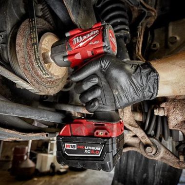 Click here to see Milwaukee 2962-20 Milwaukee M18 FUEL 1/2
