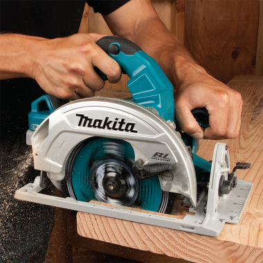 Click here to see Makita XSH06Z Makita 18V Circular Saw With 7-1/4
