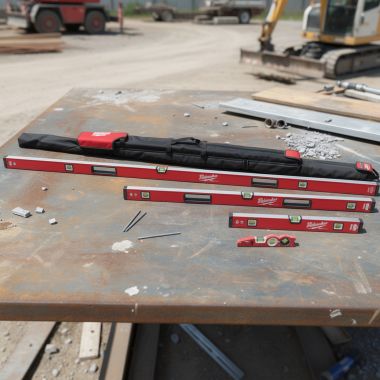 Click here to see Milwaukee MLBXCM78 Milwaukee REDSTICK Level Master Set, Magnetic, 10