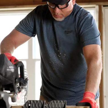 Click here to see Milwaukee 603BL-M Milwaukee FREEFLEX Hybrid Work Tee, Short Sleeve, M, Blue - 603BL-M