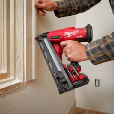 Click here to see Milwaukee 2839-20 Milwaukee M18 FUEL 15 Gauge Finish Nailer - 2839-20