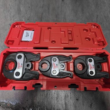 Click here to see Milwaukee 49-16-2496 Milwaukee 1/2