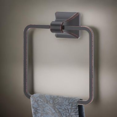 Click here to see Pfister BRB-FE1Y Pfister Park Avenue 6