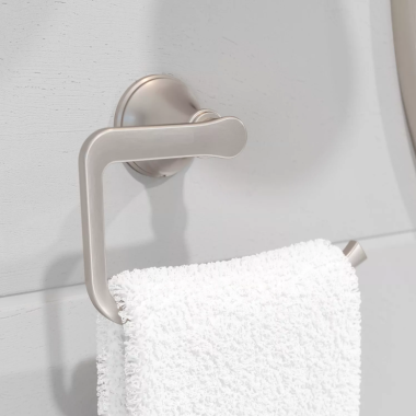 Click here to see Pfister BRB-WDGS Pfister Woodbury 7-1932