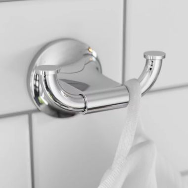 Click here to see Pfister BRH-PFM0C Pfister Pfirst Modern Double Robe Hook, Metal, Polished Chrome - BRH-PFM0C